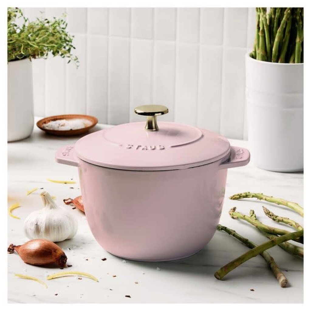 Staub 1.84qt Petite Cocotte