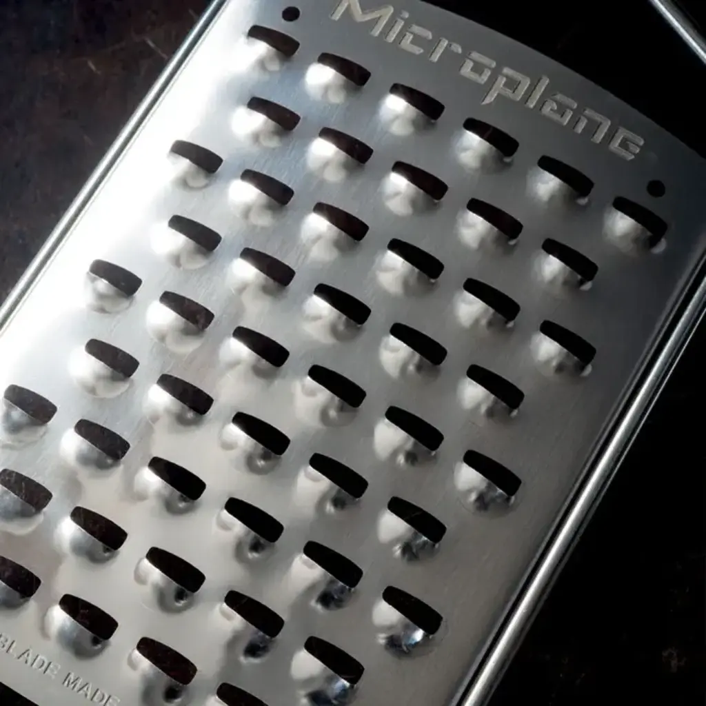 Microplane Gourmet Series - Ultra Coarse Grater - 4"