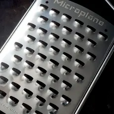Microplane Gourmet Series - Ultra Coarse Grater - 4"