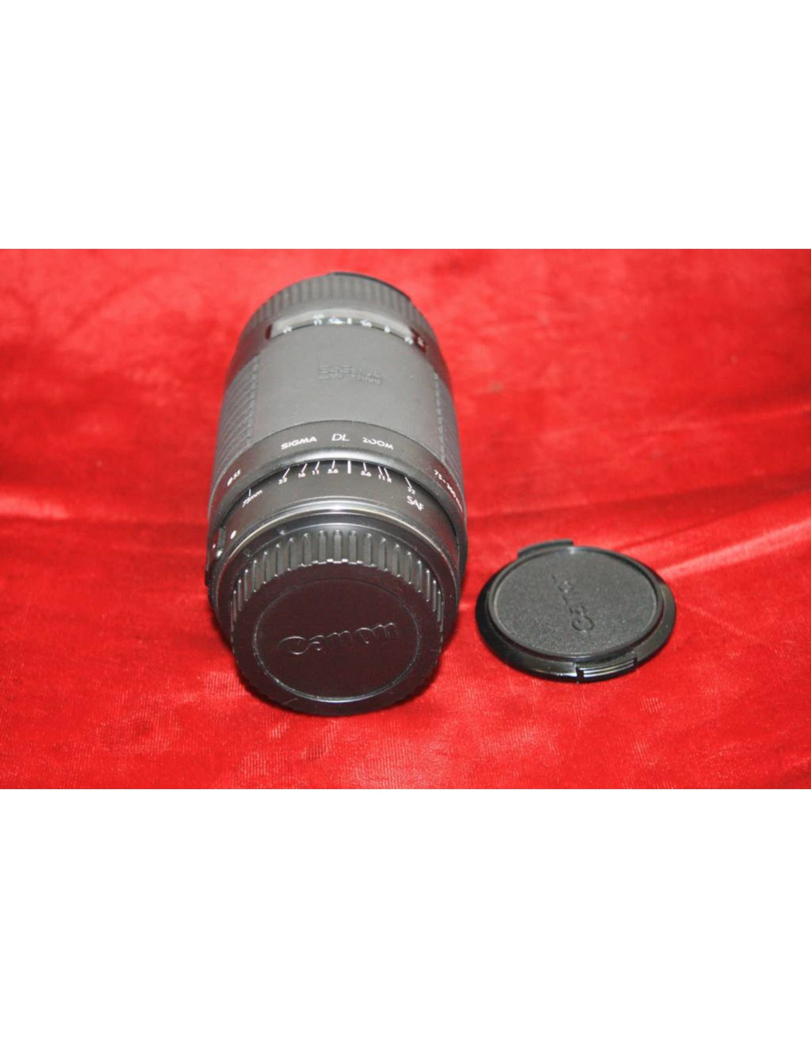 Sigma 75-300 mm f4-5.6 Canon EOS: For Film Camera Only( Auto focus not working)