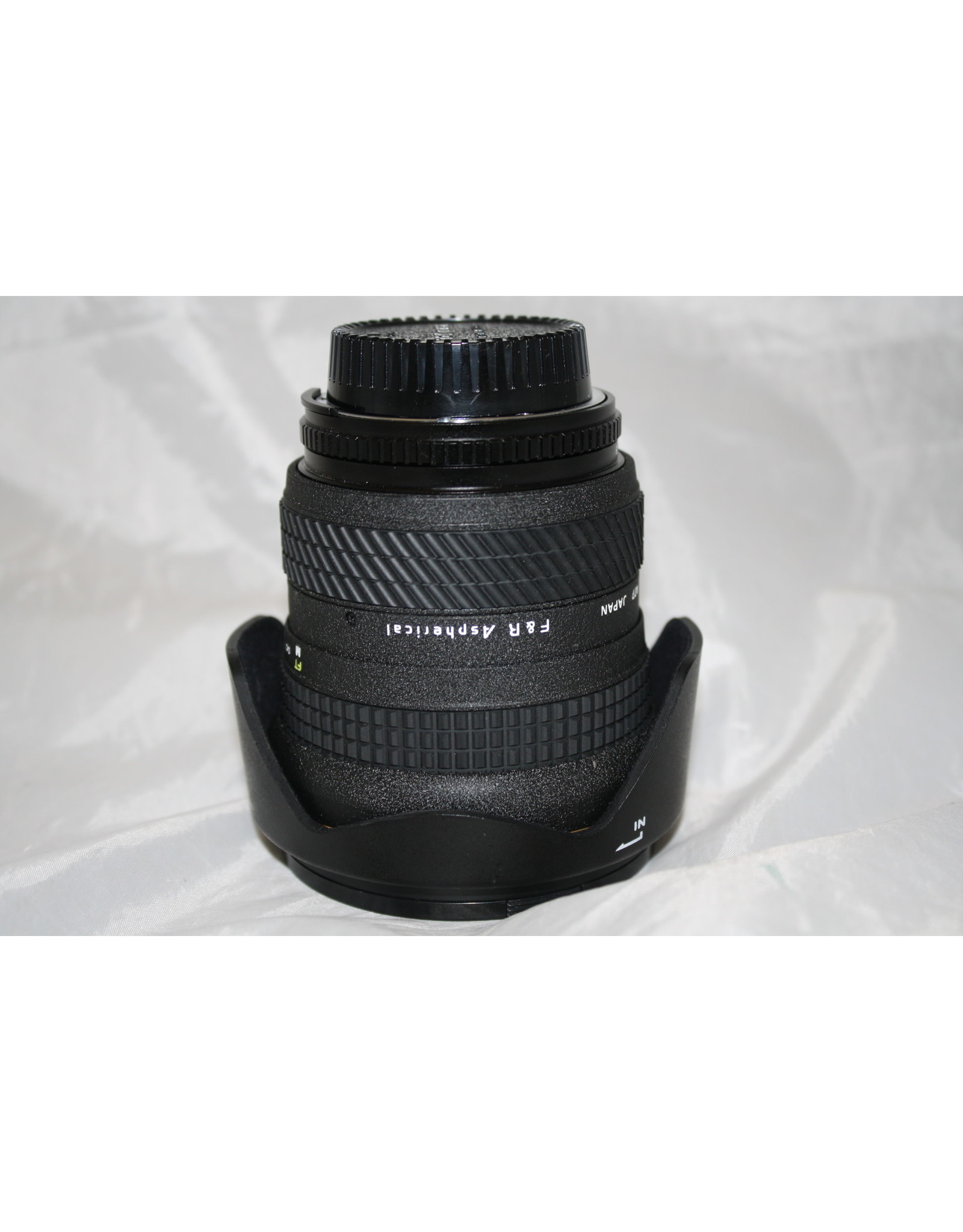 Tokina Tokina AF 20-35mm f/2.8 AT-X 235AF Pro Zoom Lens for Nikon AI / AF D