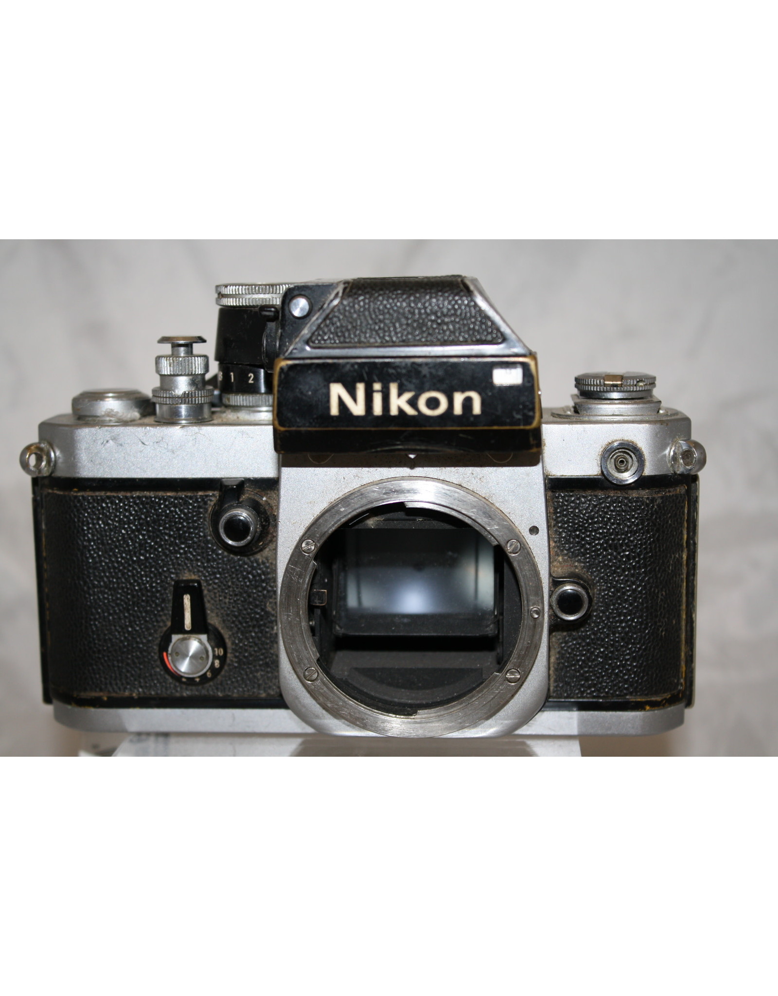 Nikon F2 Body chrome (Pre-owned) Light Meter not working