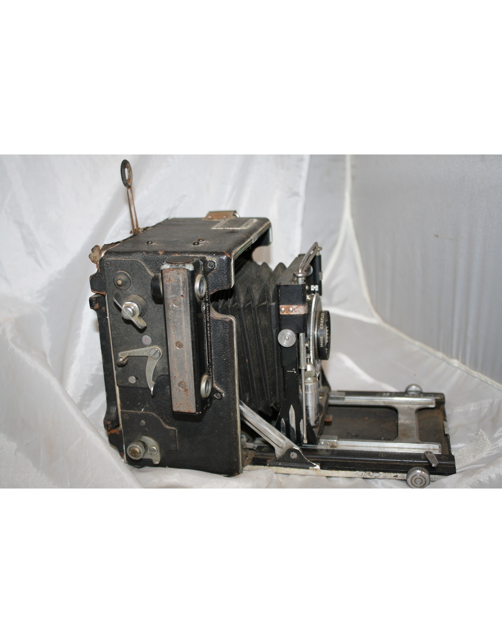 Graflex Pre-Anniversary 3 1/4 x 4 1/4 Speed Graphic (Pre-owned)