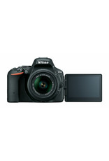Nikon Nikon D5500 DSLR with 18-55mm VR II Lens