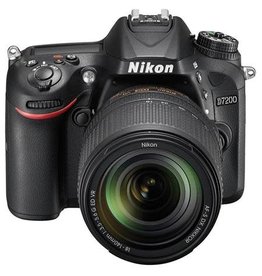 Nikon Nikon D7200 DSLR with 18-140mm VR Lens