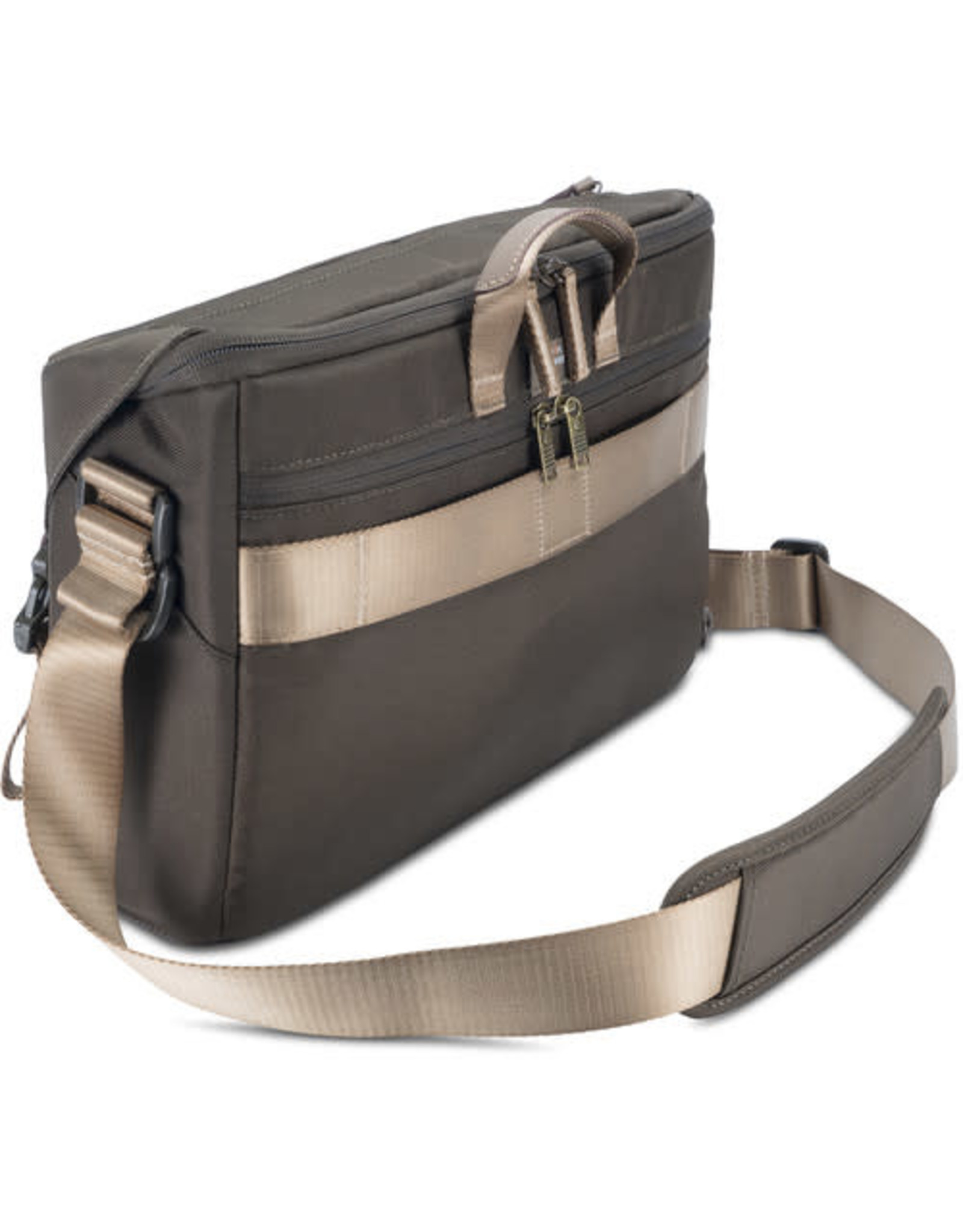 Vanguard Vanguard VEO GO 34M Camera Shoulder Bag (Black) (LIMITED QUANTITIES)