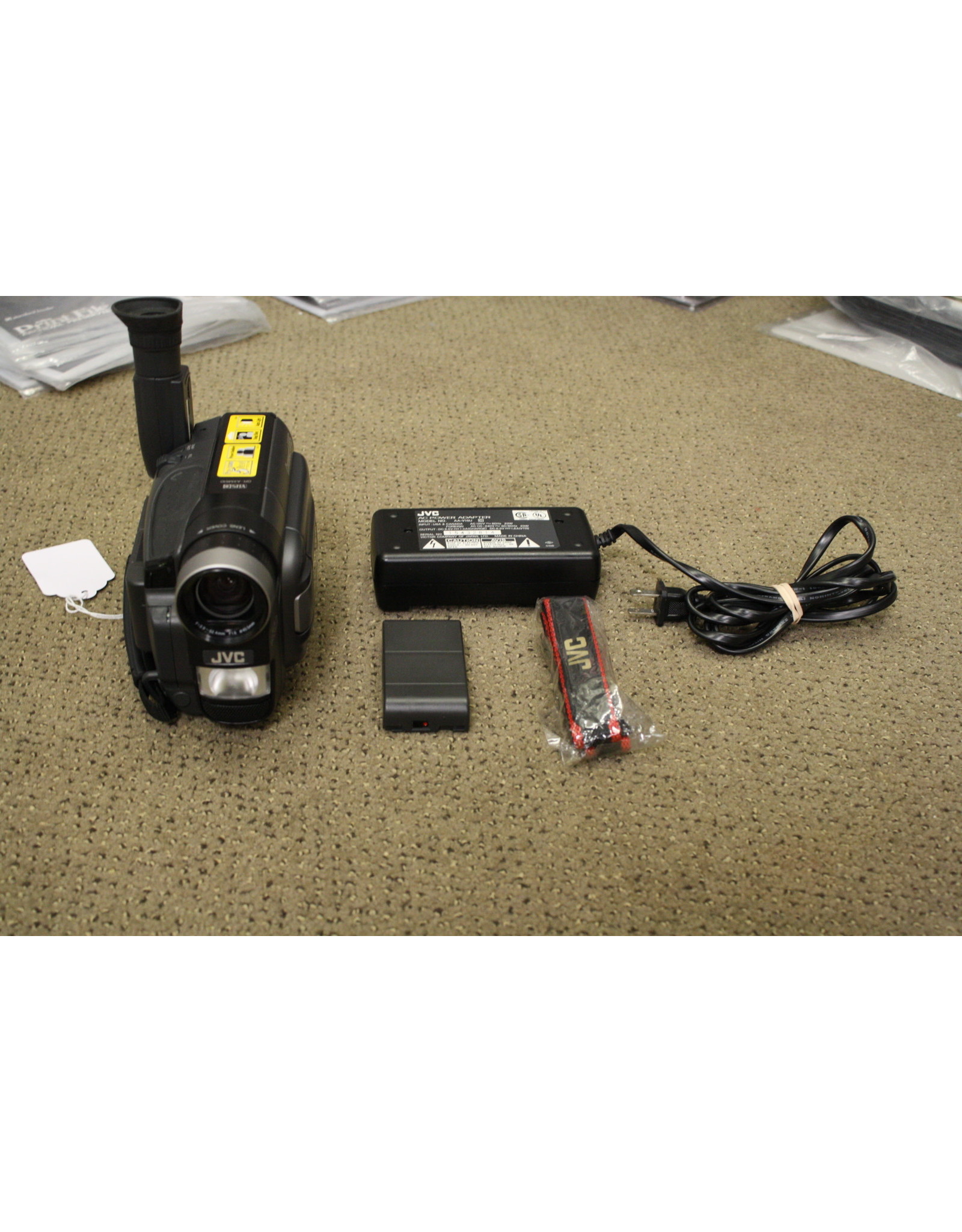 JVC JVC GR-AXM510 VHSc Camcorder