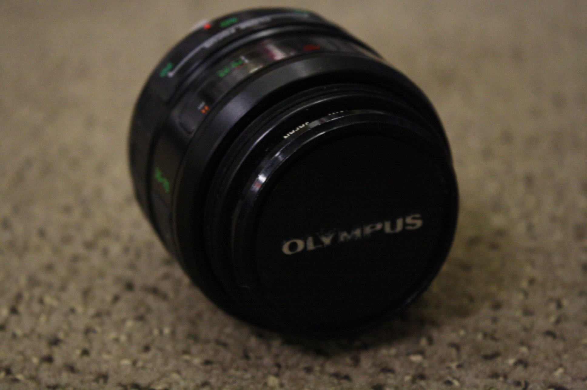 Olympus 35-70mm f/3.5-4.5 AF Zoom Lens for Olympus AF 35M