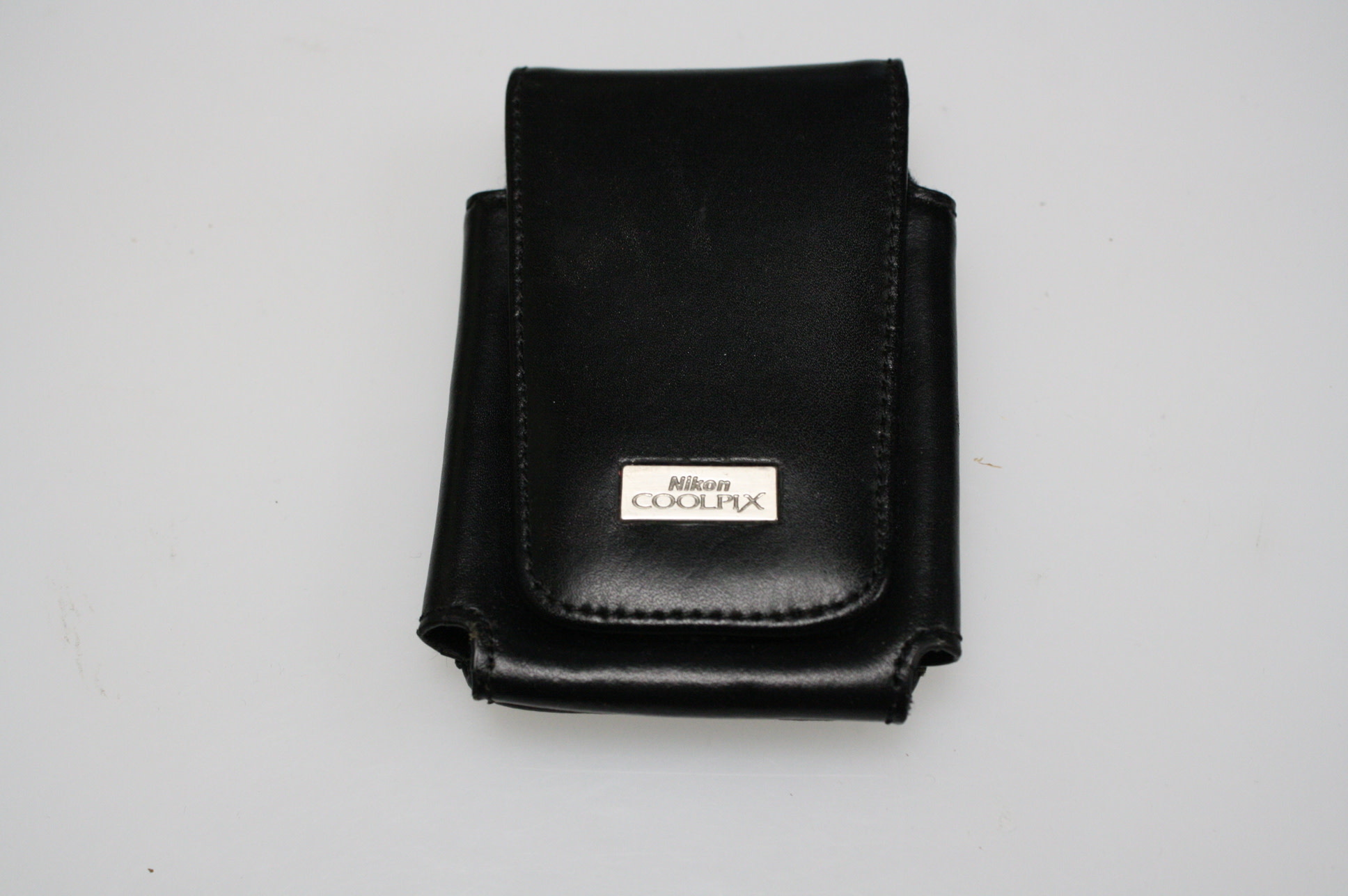 Nikon COOLPIX S6000 革ケース付 nikon-nikon-coolpix-leather-