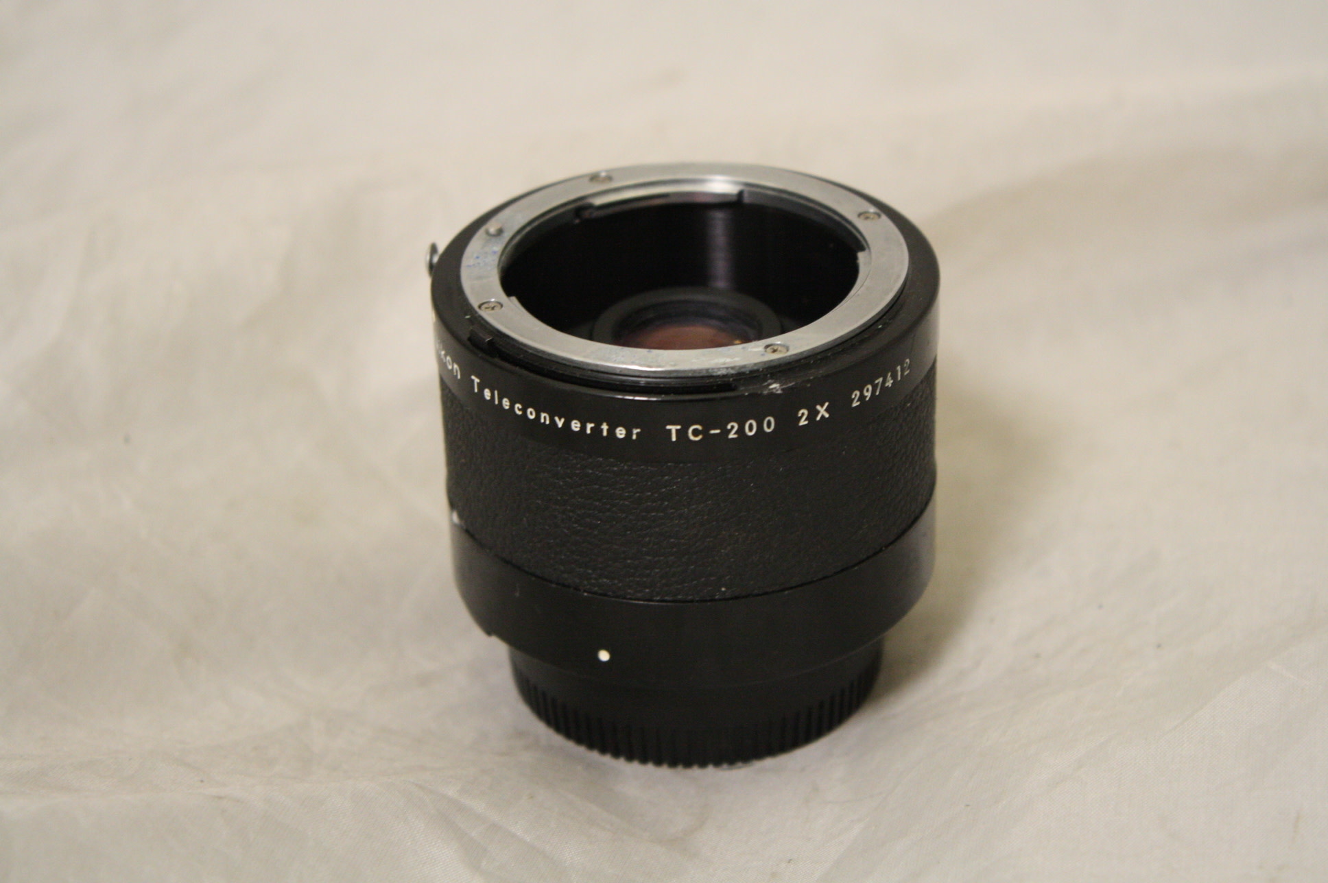 Nikon Ai Teleconverter TC-200 2X Manual Focus Lens