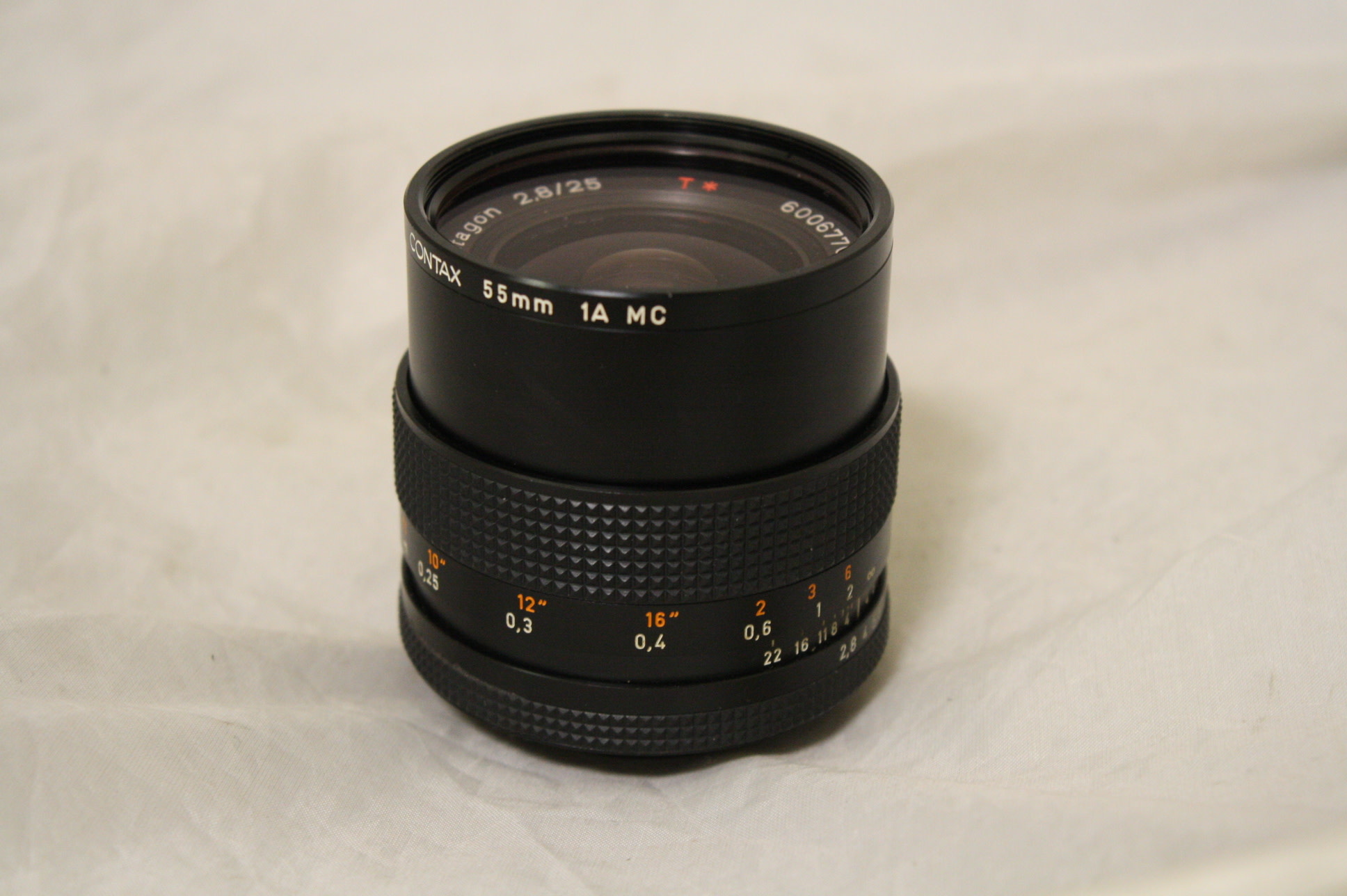 14,950円Contax Carl Zeiss Distagon 25mm F2.8 T*