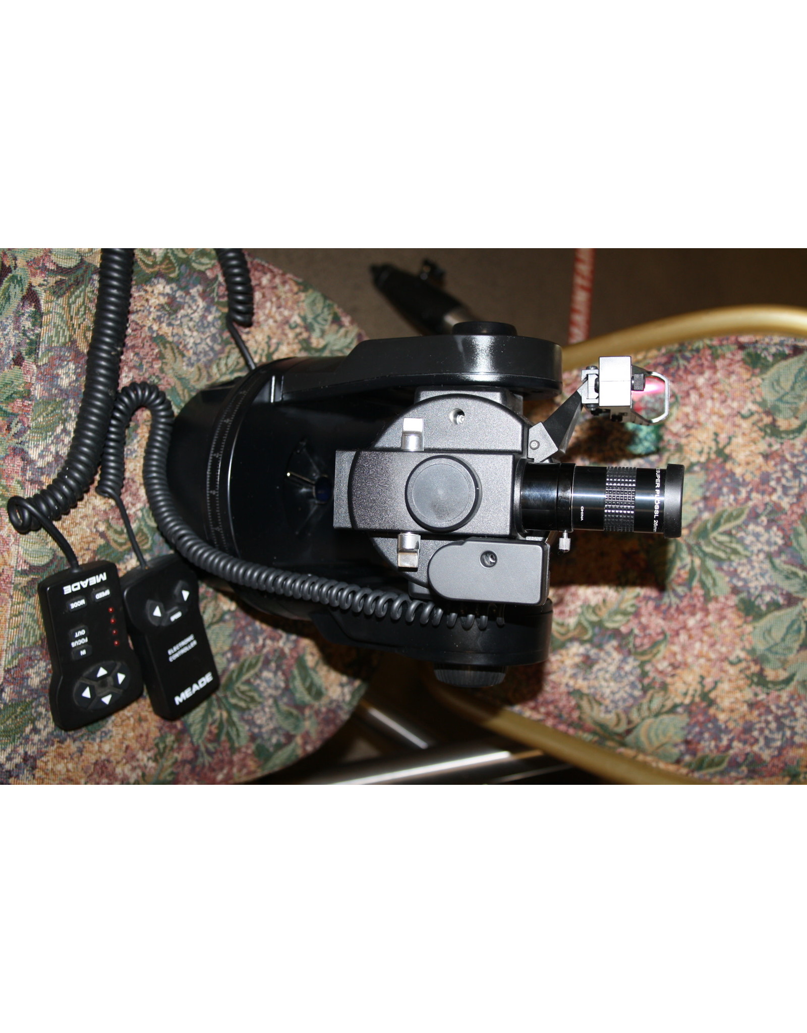 Meade ETX90 with 26mm Plossl, electronic Focuser and standard NONGOTO