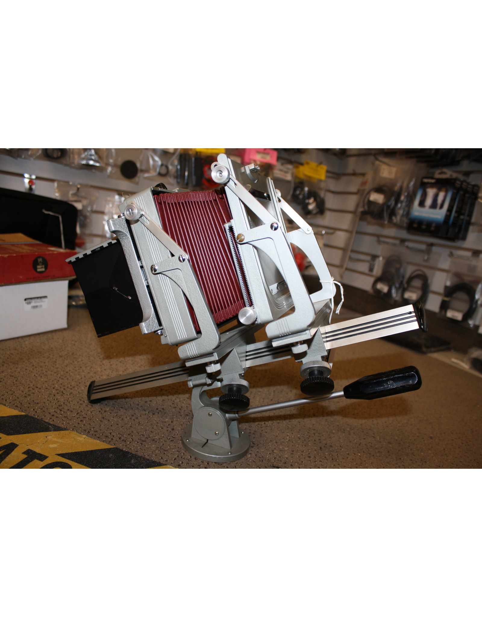 Graphic View II 4x5 Mon                                                                                                                                                                                                                orail Camera (Pre-owned)