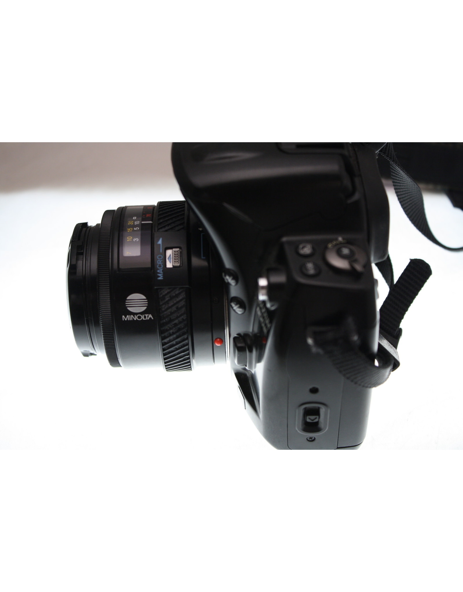 Minolta Maxxum 800si Film Camera W/ 35-70mm lens