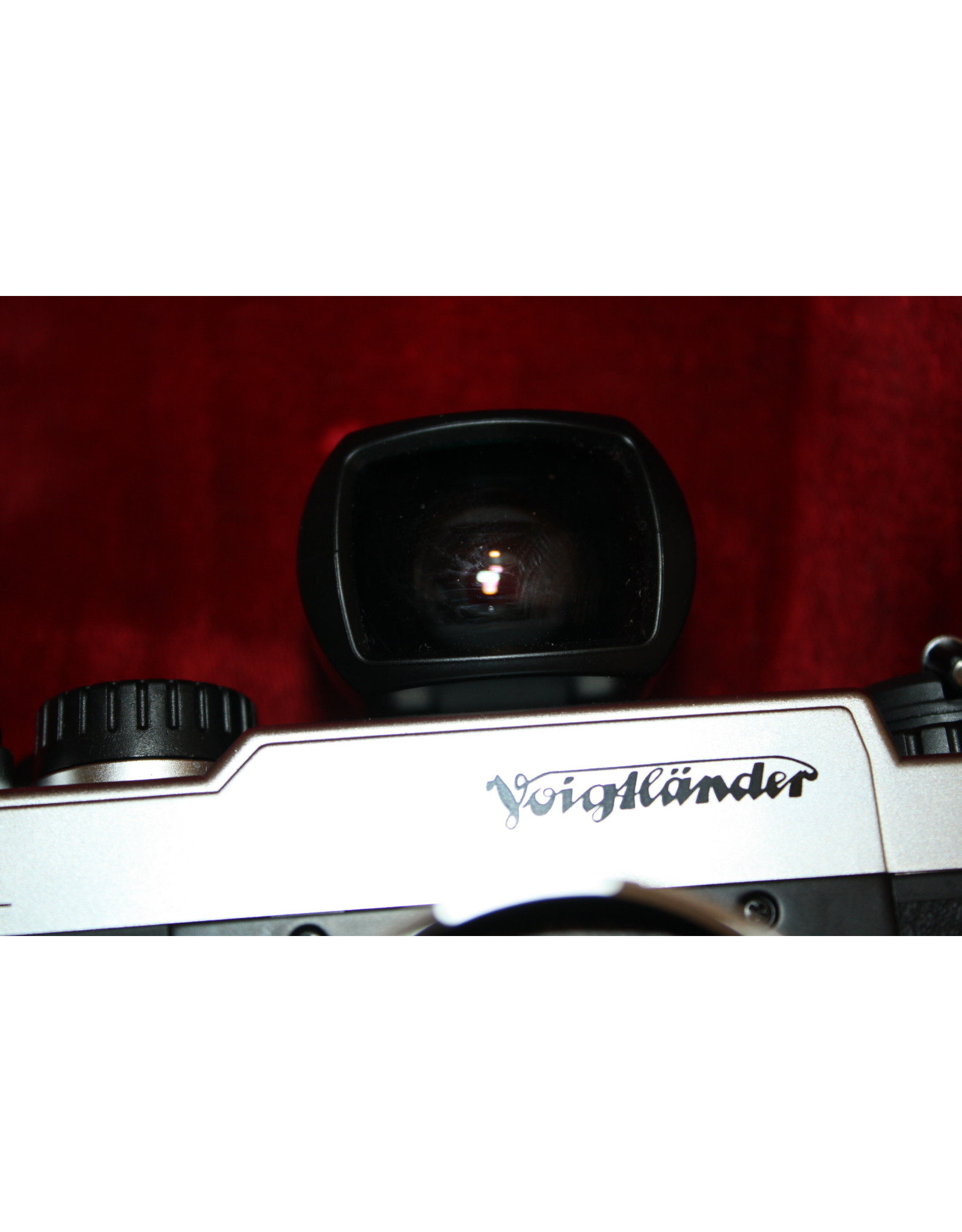 Voigtlander Bessa L + Super Wide Heliar 15mm F4.5 Lens From