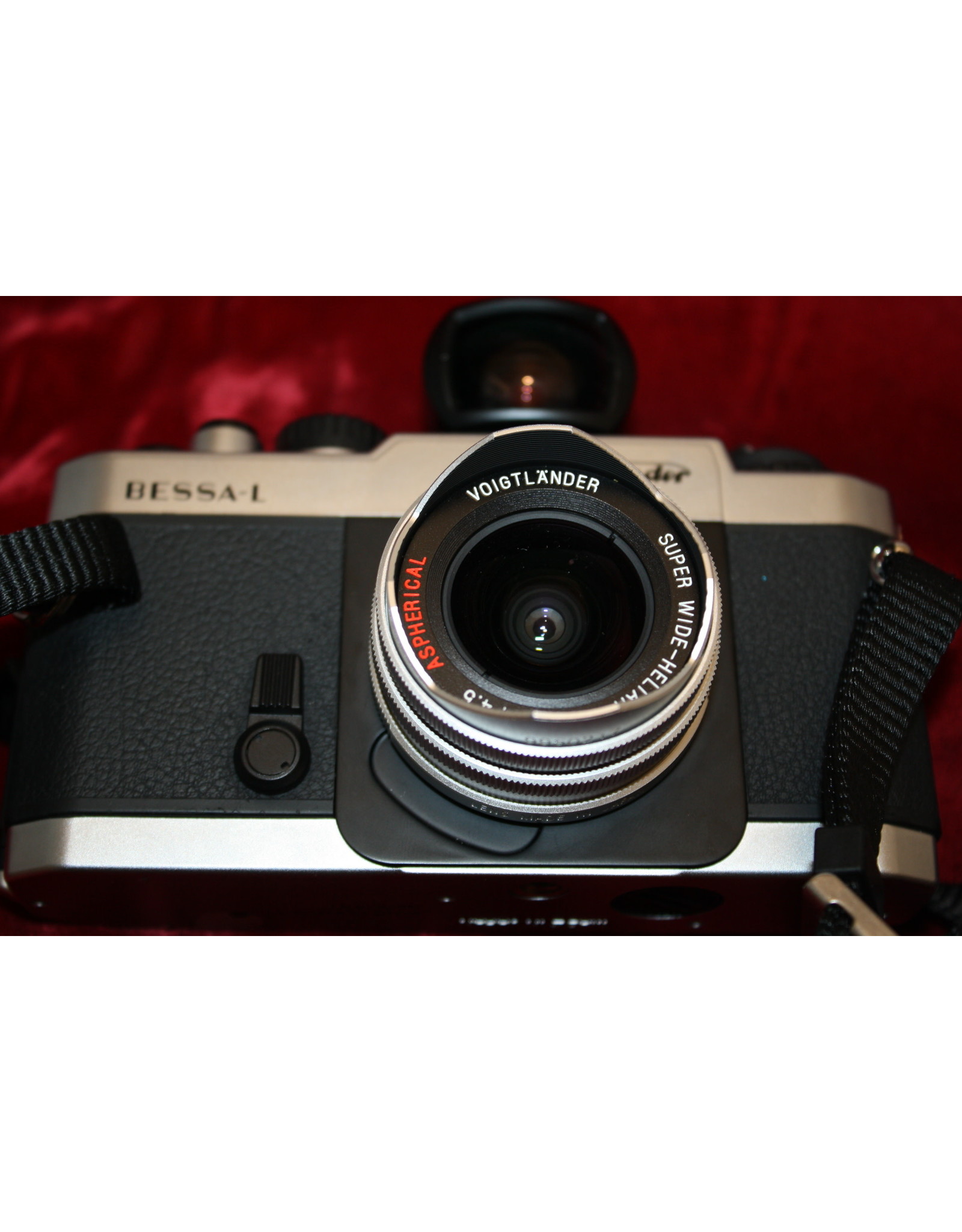 ★Voigtländer BESSA-L SUPER WIDE-HELIAR Voigtlander Bessa L + Super Wide Heliar 15mm F4.5 Lens From