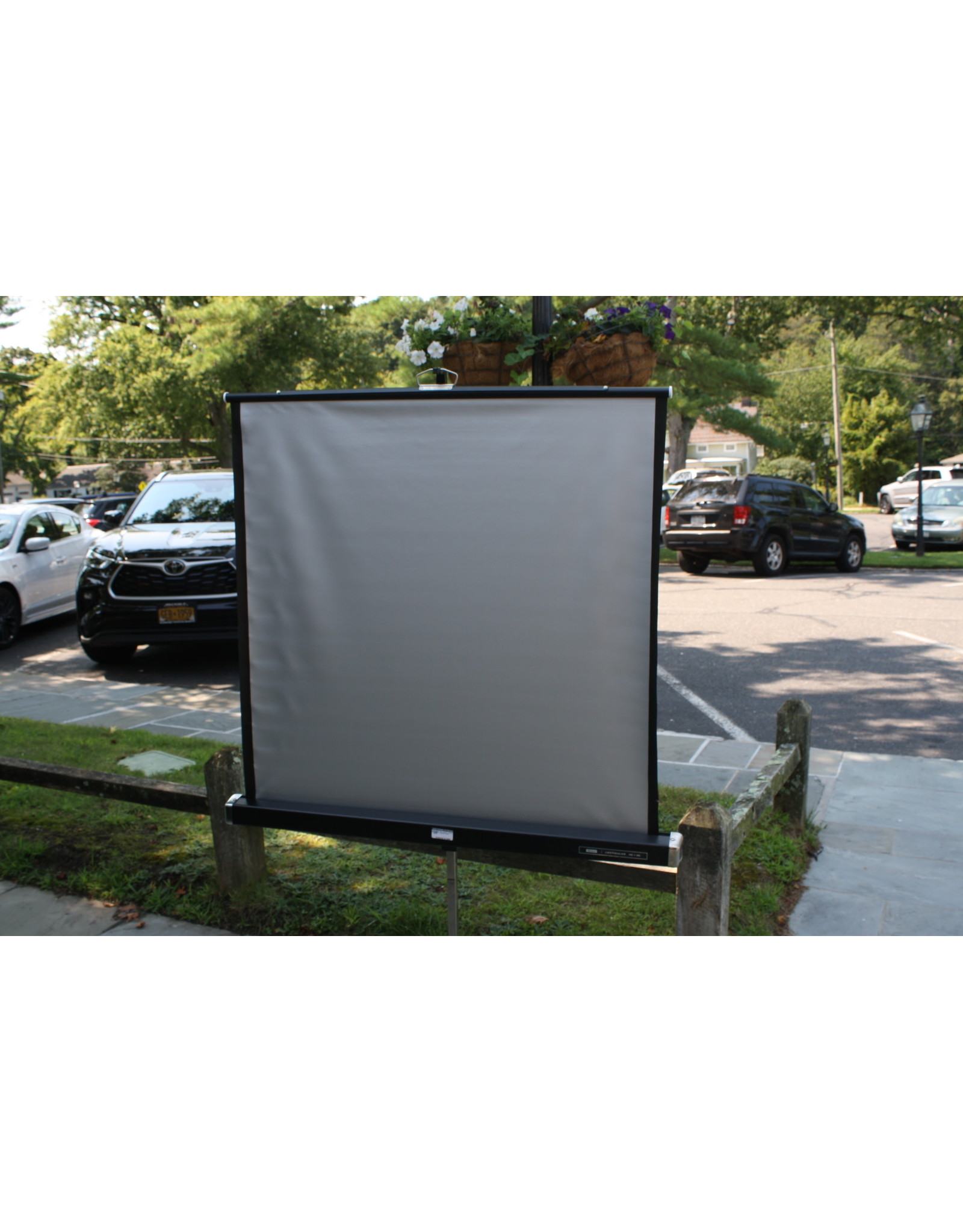 CCTS Sears 40x40in Lenticular Projection Screen