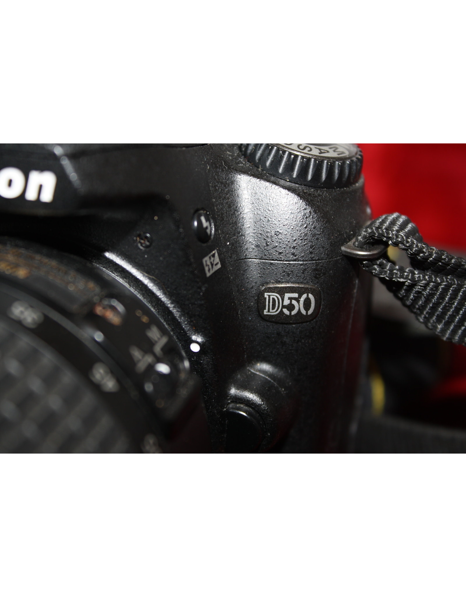 Nikon Nikon D50 6.1MP Digital SLR Camera with 18-55mm Lens- Black  Body (Pre-owned)