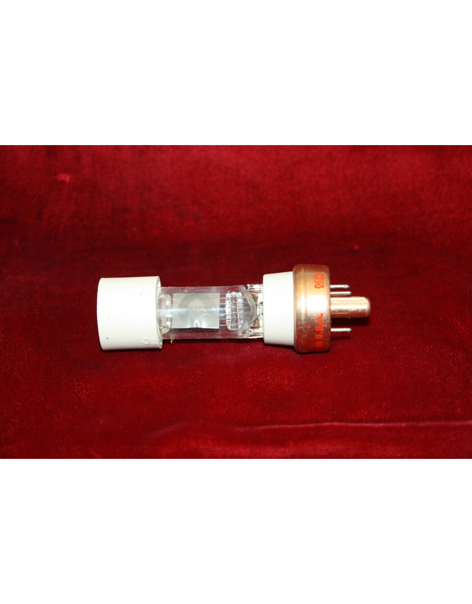 CBA SYLVANIA PROJECTOR LAMP 500 WATTS