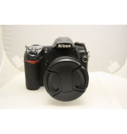 Nikon Nikon D200 10.2MP Digital SLR Camera w/ 35mm 1.8 Lens (?) (Pre-Owned)