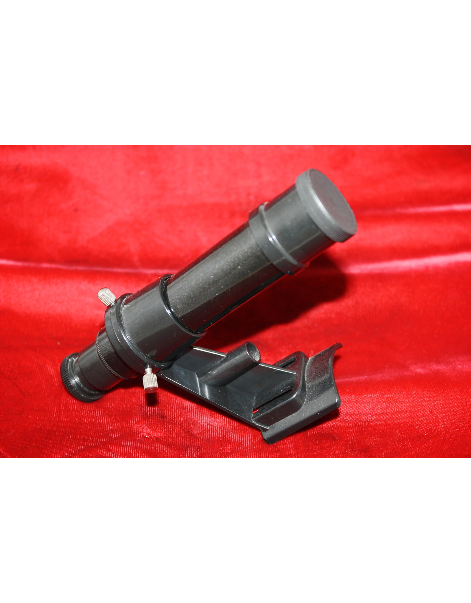 Celestron 6x30 Finderscope (Black) with bracket (Pre-owned)