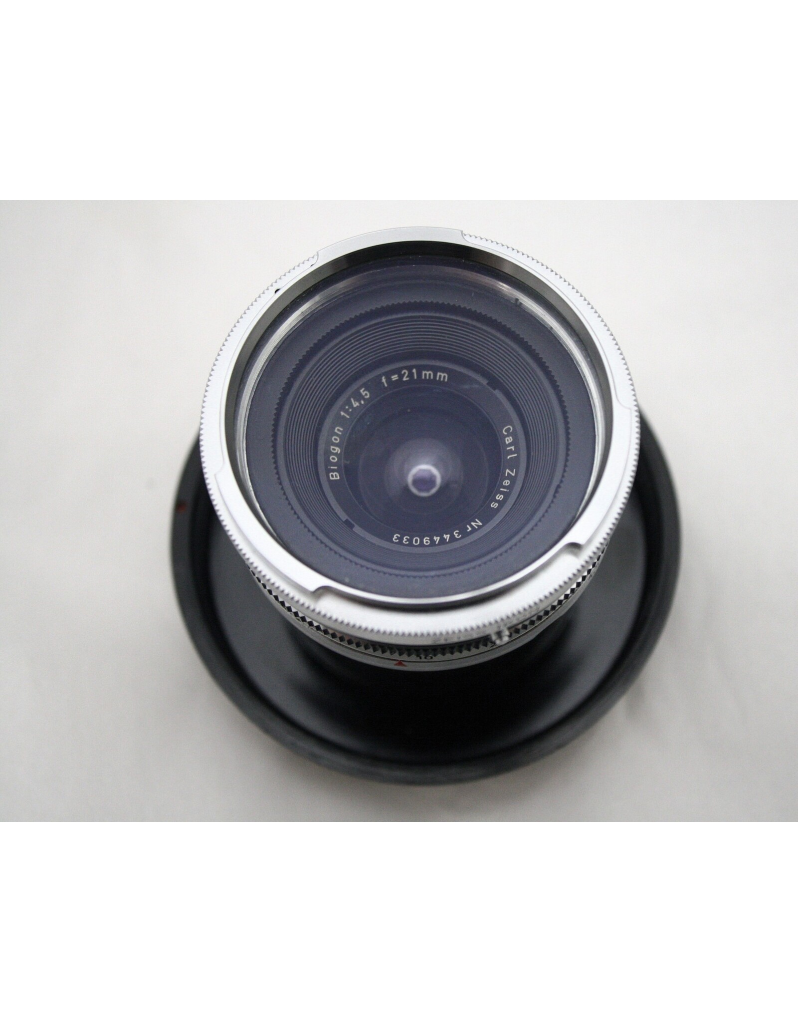 Carl Zeiss Carl Zeiss Biogon 21mm f4.5 Lens with original UV Filter S/N 3449033
