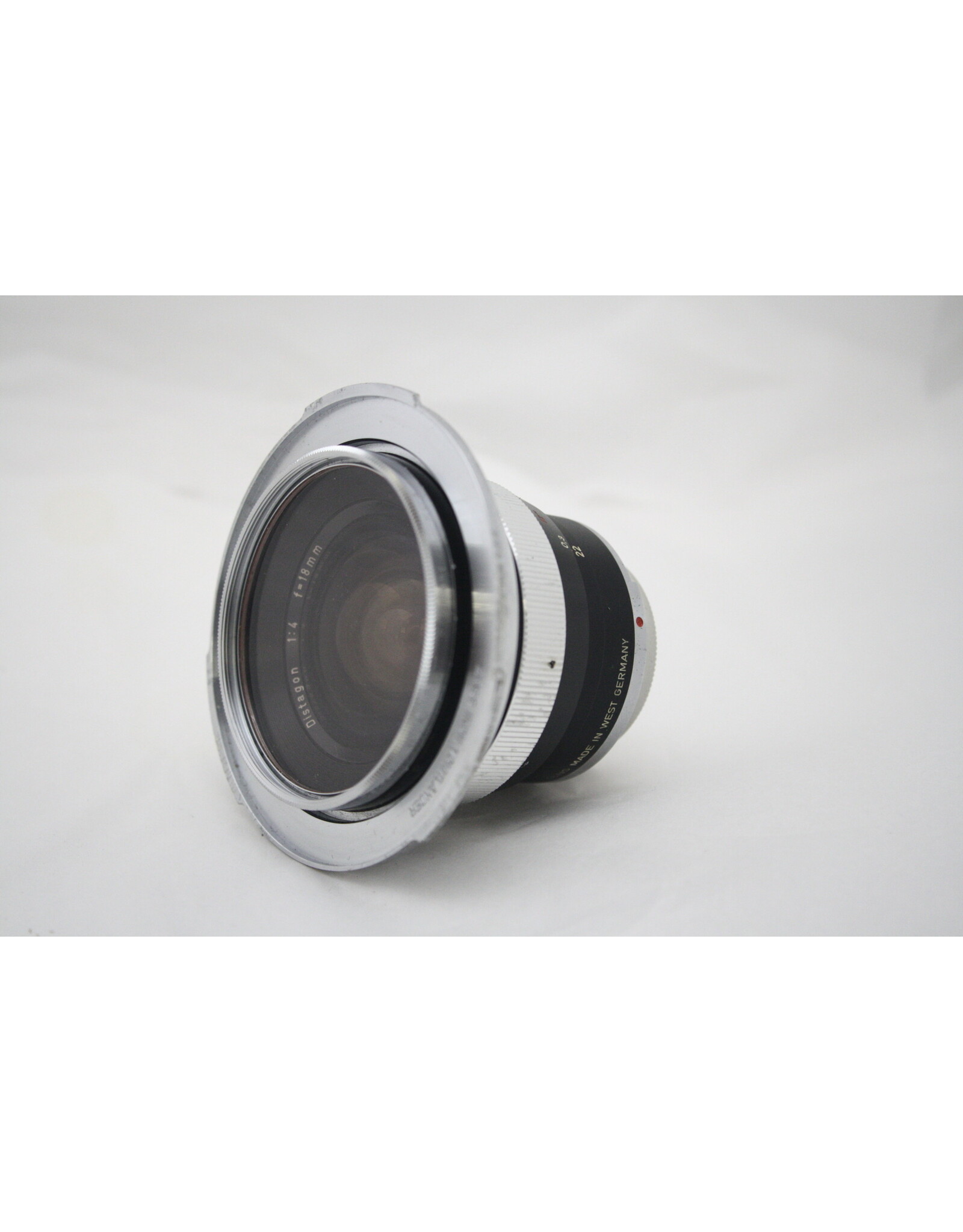 Carl Zeiss Carl Zeiss Distagon 18mm f4 Lens with UV Filter, Original Case, and Caps S/N 4492712