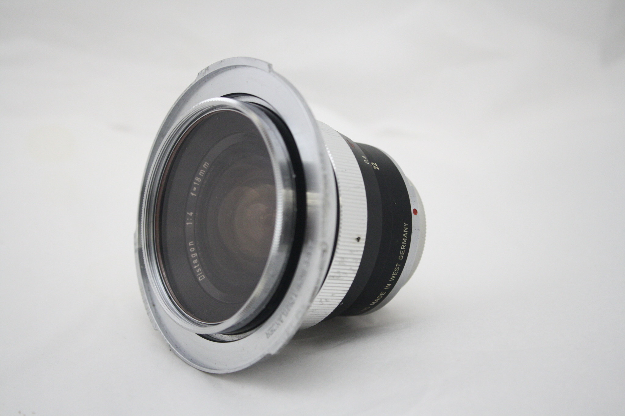 【高価値】 Carl Zeiss Distagon 18mm f4 Lens with UV Filter and original レンズ(単焦点)