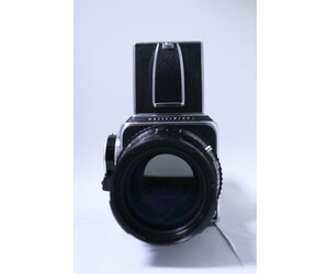Hasselblad 500C Medium Format Film Camera Body with Carl Zeiss T* Sonnar CF  150mm F4 Lens