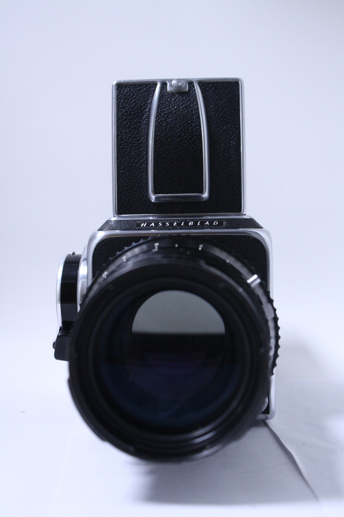 Hasselblad 500C Medium Format Film Camera Body with Carl Zeiss T* Sonnar CF  150mm F4 Lens