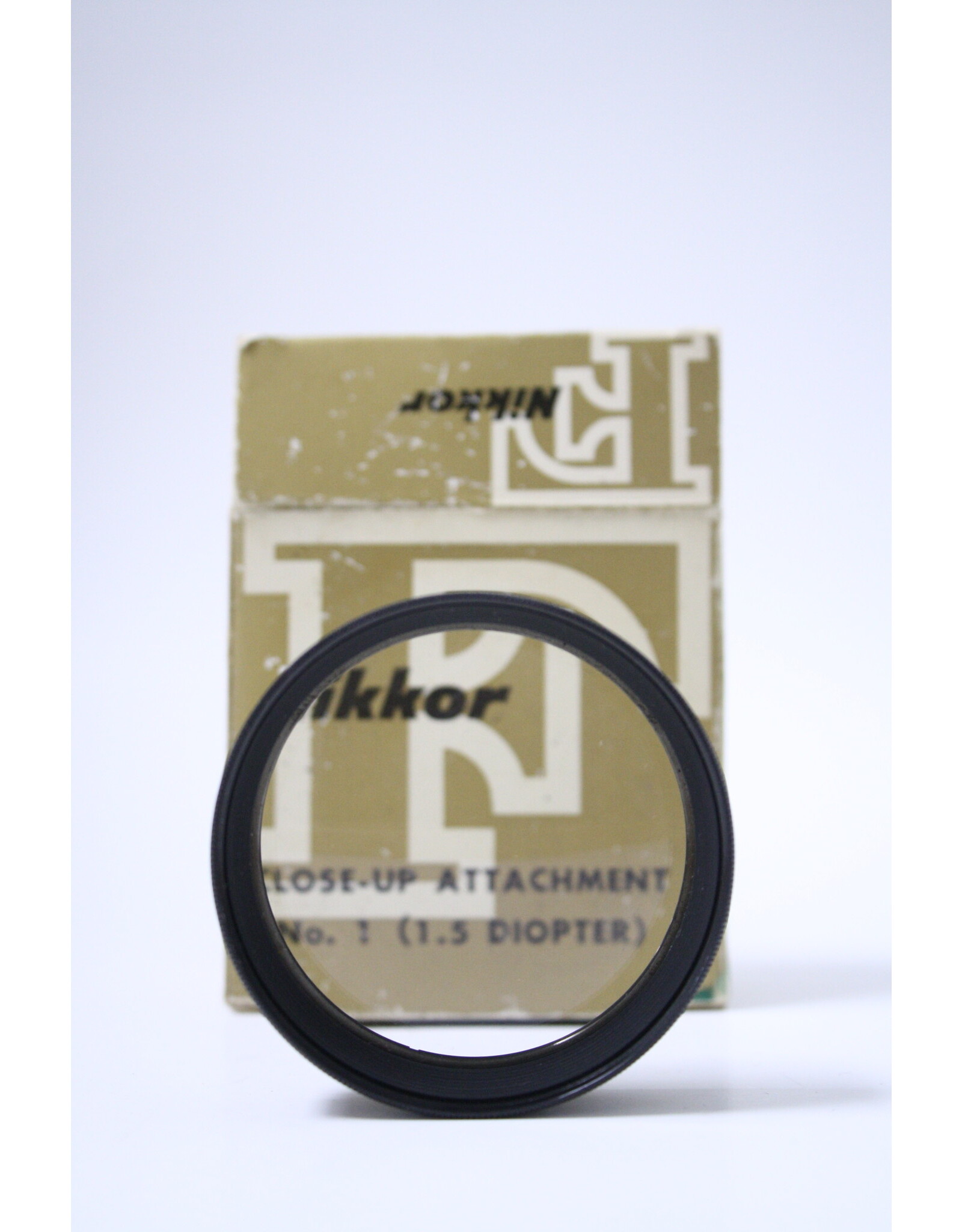 Nikon Nikon Nikkor Close-Up Attachment No. 1 (1.5 Diopter) | NOS (Pre-owned)