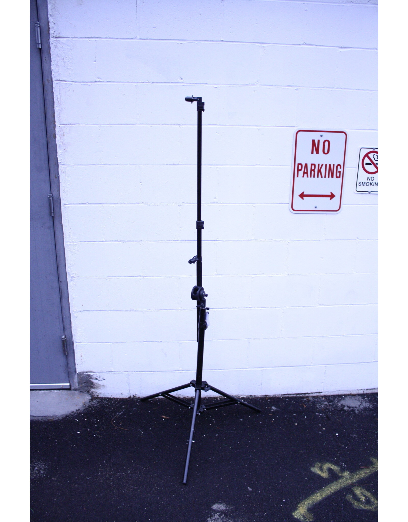 LimoStudio 13 Foot Light Stand with Round Reflector Holder (OPEN BOX)
