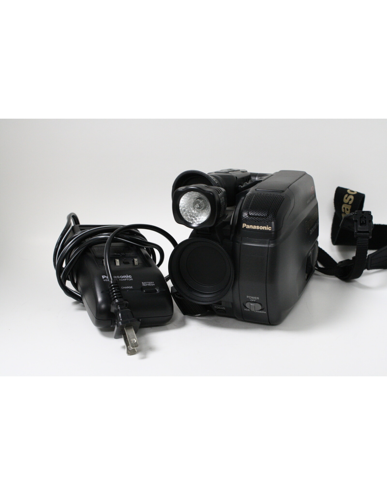 Panasonic Panasonic VHSc Camcorder PV-IQ384  (Camera Works but Battery Needs Replacing)