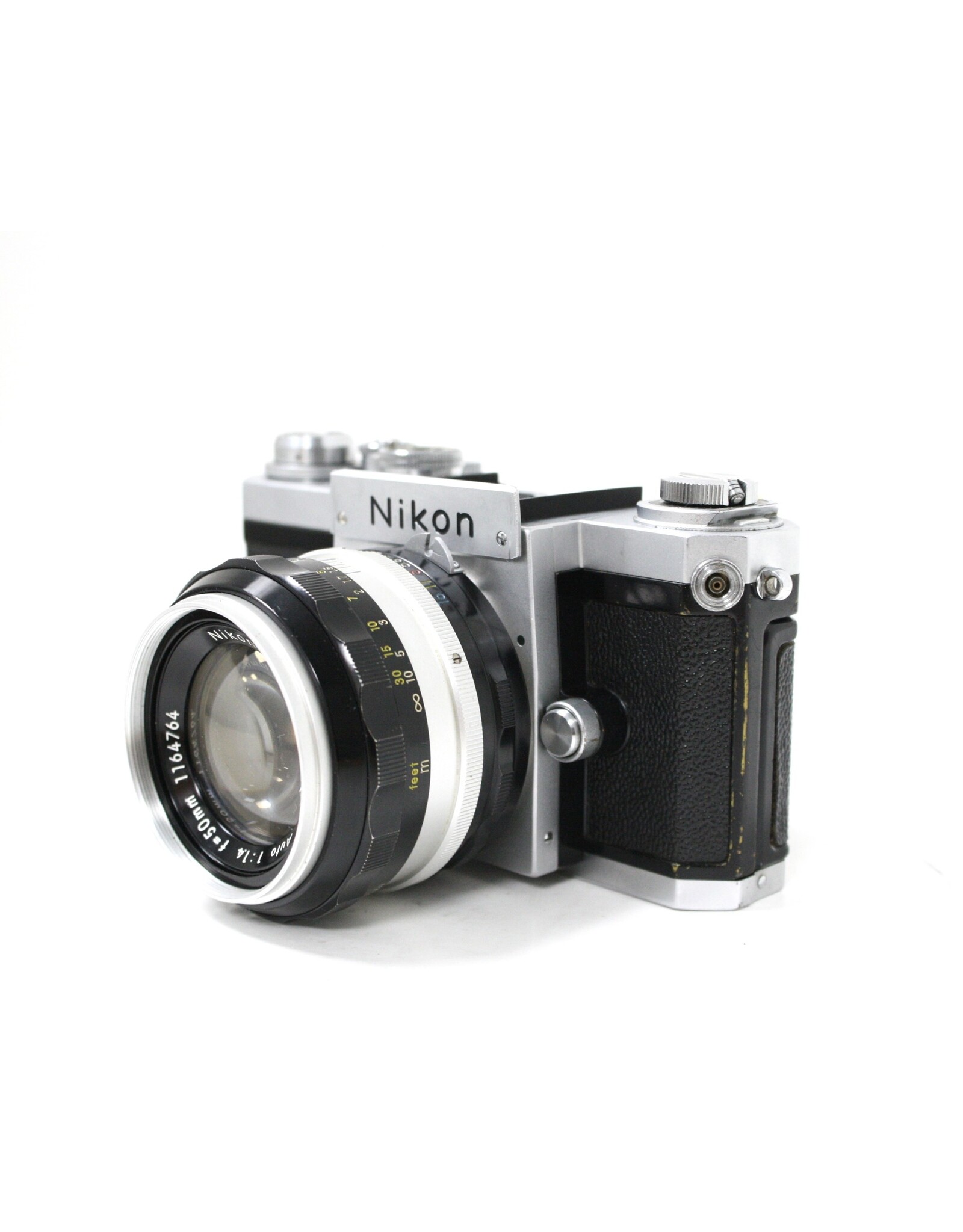 Nikon Nikon F Film Camera (NO PRISM) w/ 50mm 1.4 Lens (Meter NG) (Pre-Owned)