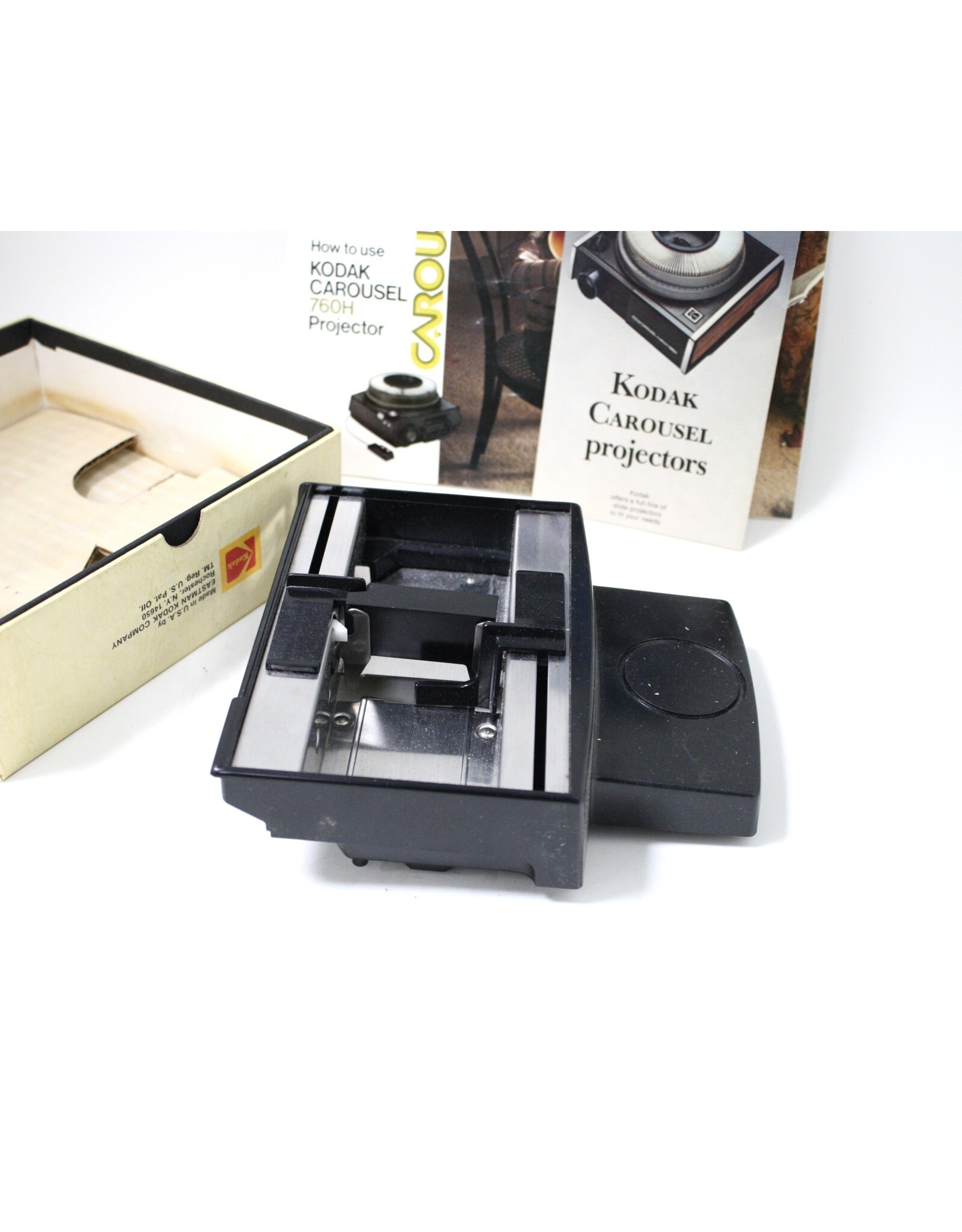 Kodak 760H Carousel Projector with Stack Loader, Remote and power Cord (Pre-owned)
