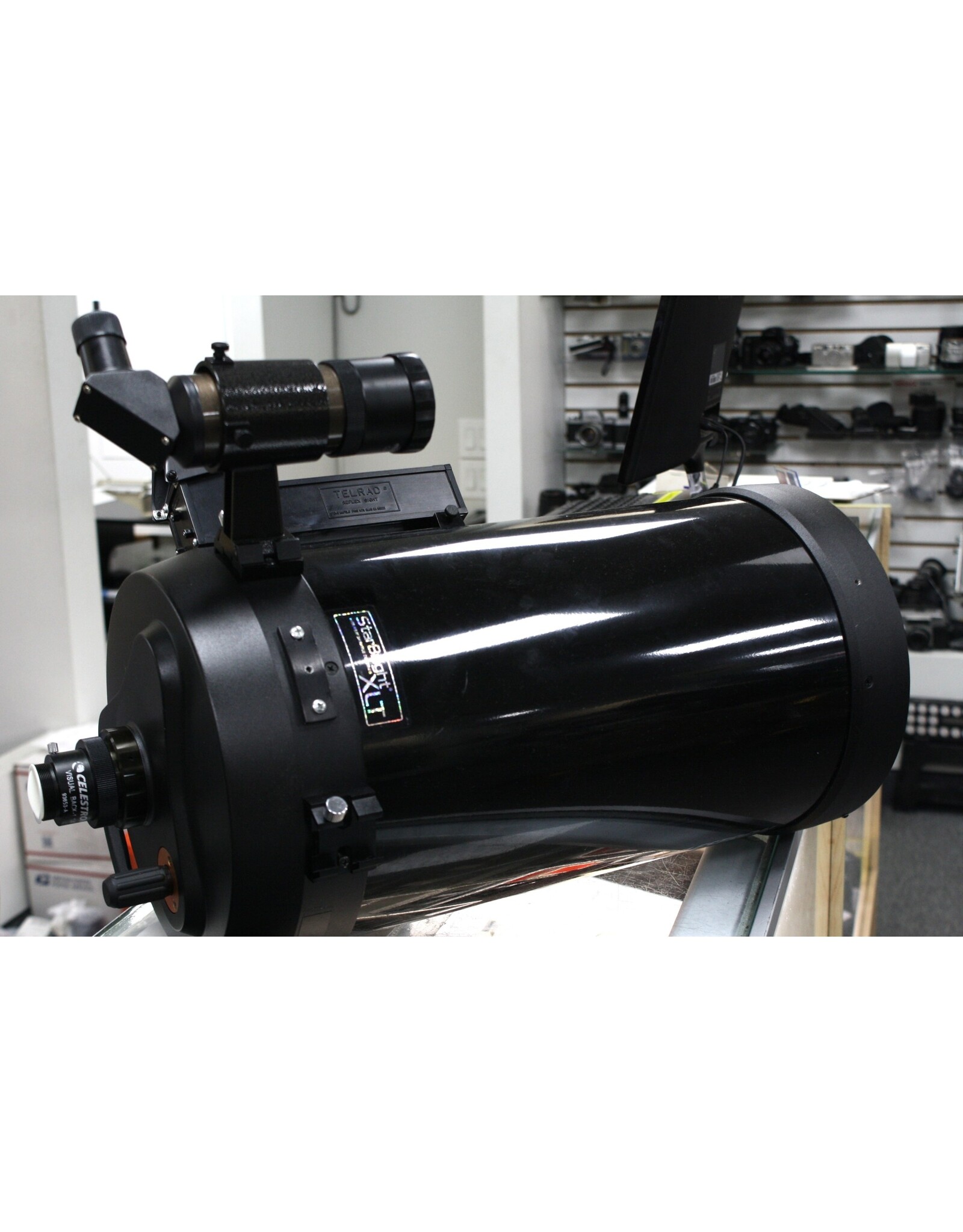 Celestron Celestron 9.25 SCT with 9x50 Right Angle Finder, Telrad, and D Series ADM Dovetail Bar (Pre-owned)