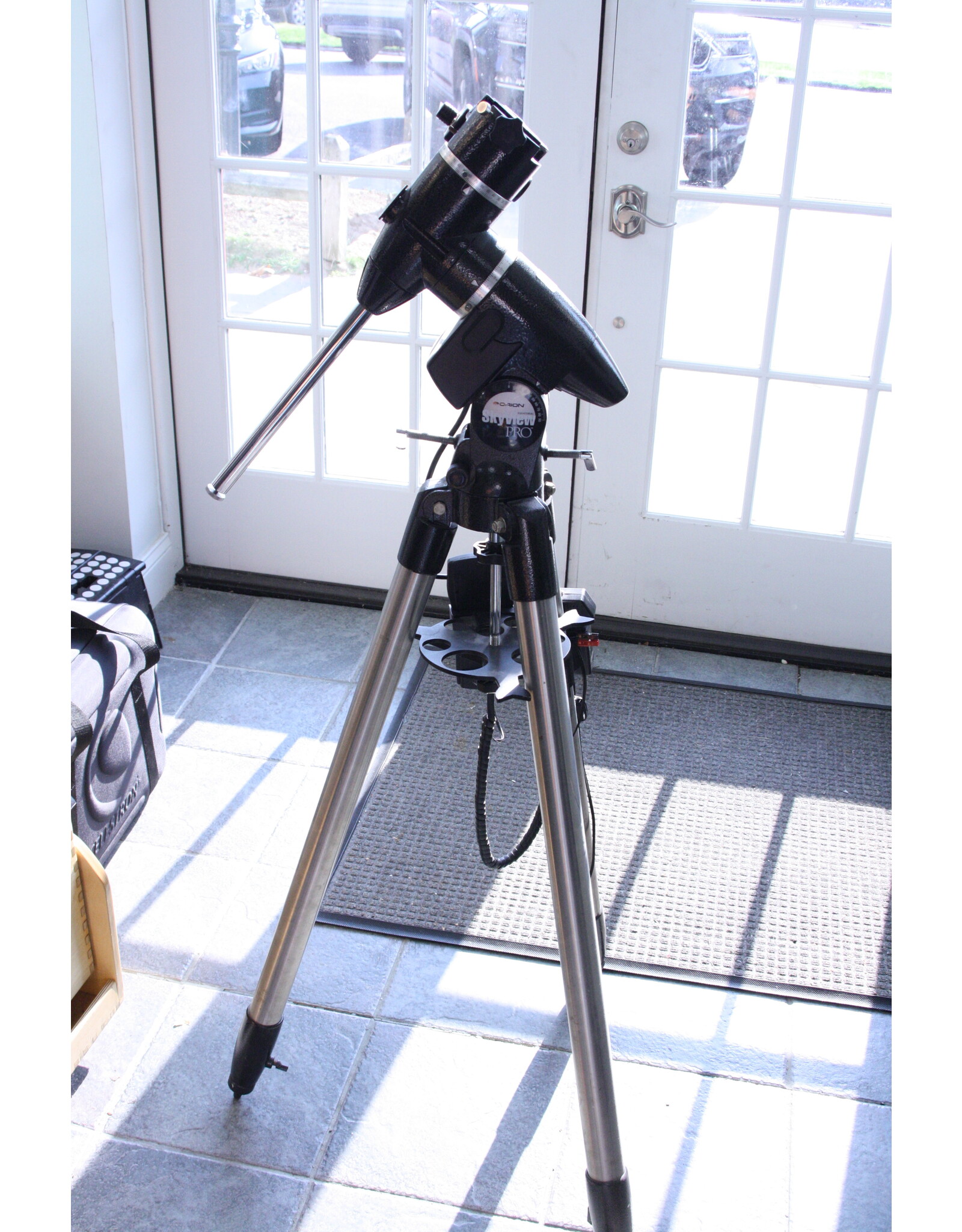 Orion Orion SkyView Pro Mount with SynScan GOTO Computer Upgrade (Pre-owned)