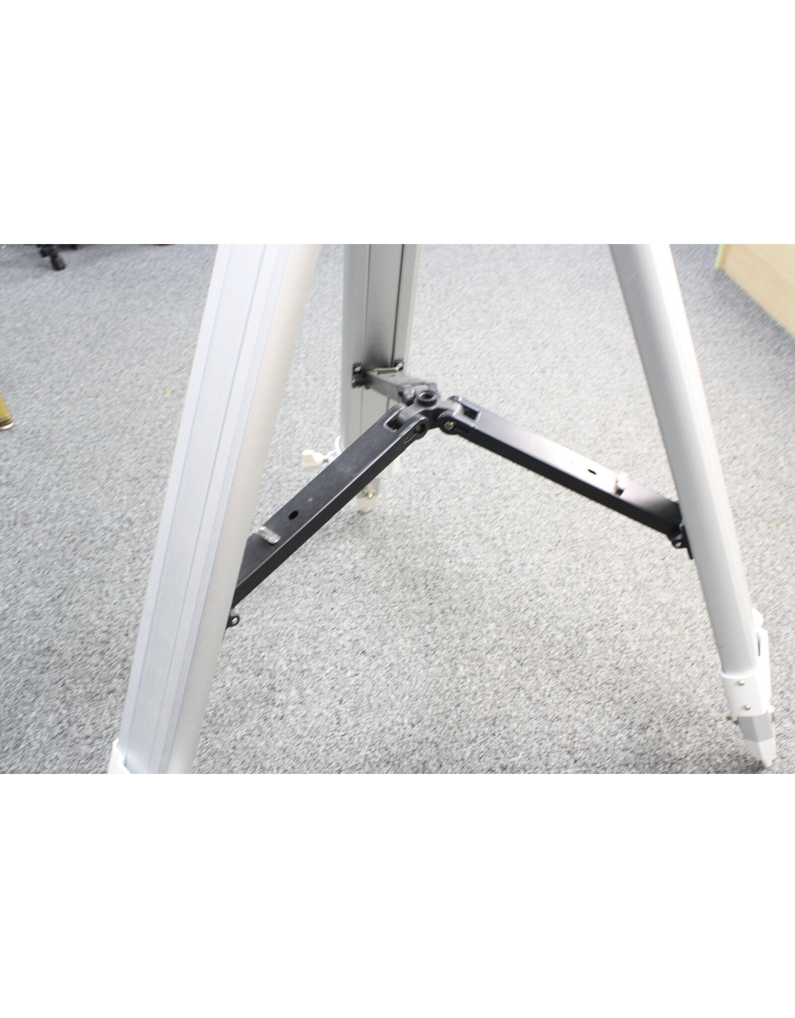 Orion/Vixen Vixen Aluminum Tripod AL-130 FR for SkyPod (Pre-0wned)