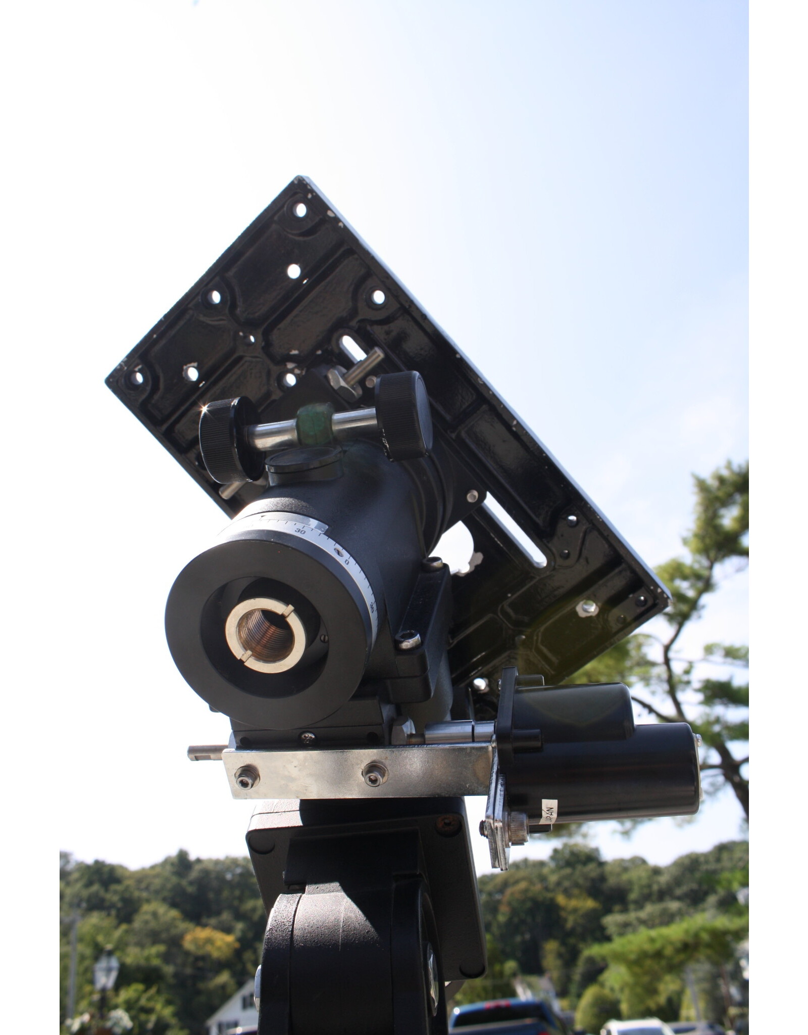 Tele Vue (?) The original "Tele Vue Systems" mount (the "RSM-2000") (??) AS-IS