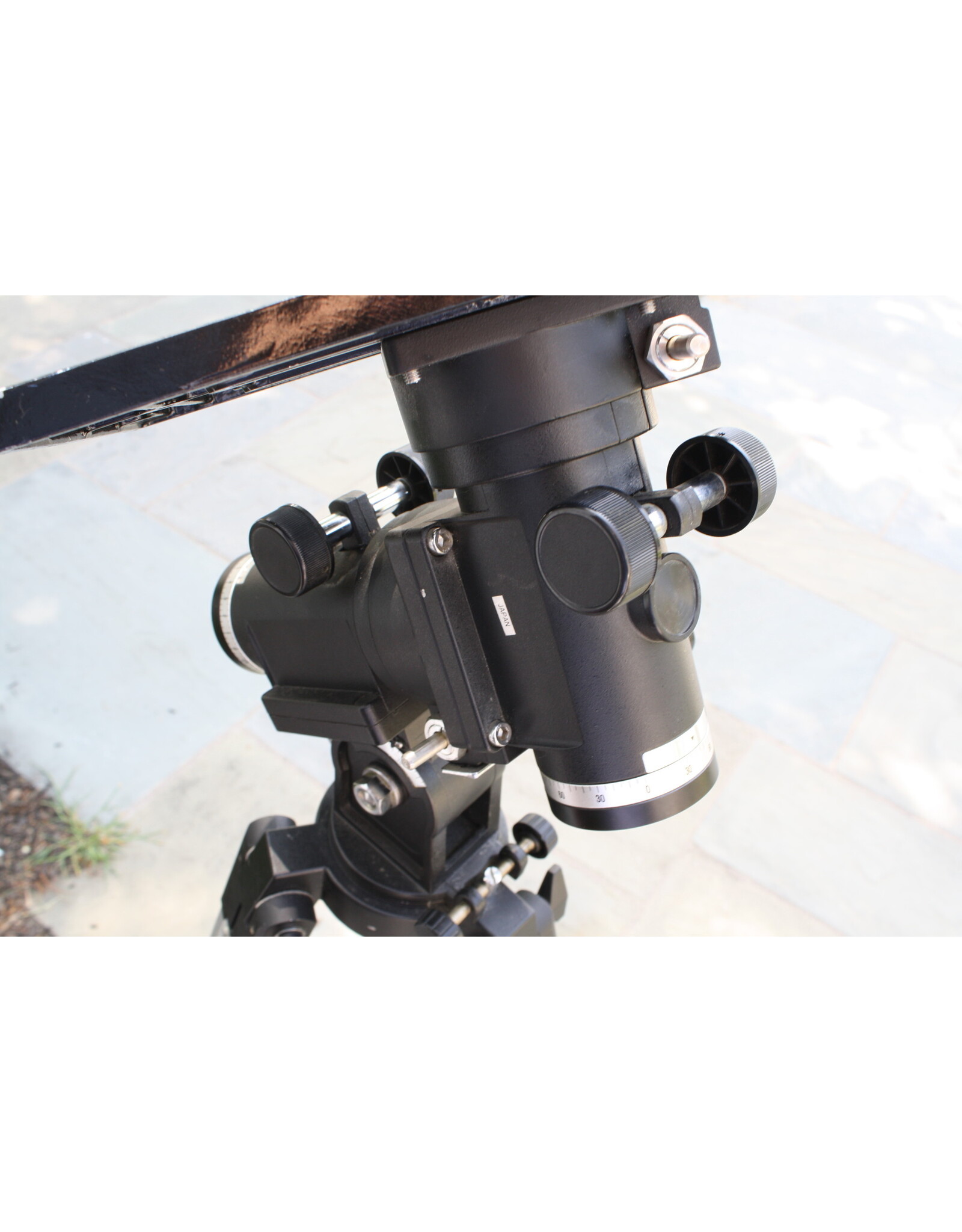 Tele Vue (?) The original "Tele Vue Systems" mount (the "RSM-2000") (??) AS-IS