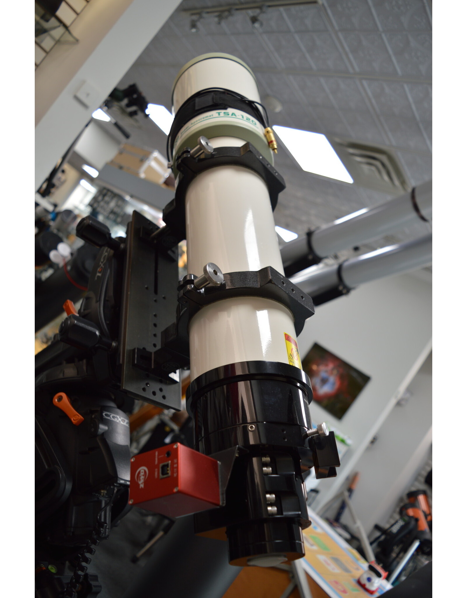 Takahashi Takahashi TSA-120 Super APO with Moonlight Focuser & ZWO EAF  with Libec SC-7 Hard Soft-sided Refractor Case(Pre-owned)