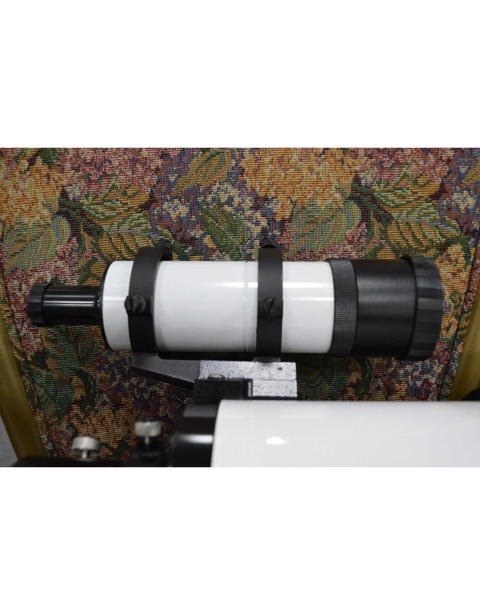 Explore Scientific Explore Scientific  PRE-OWNED 127mm  FCD-1 White APO Telescope (Pre-Owned)