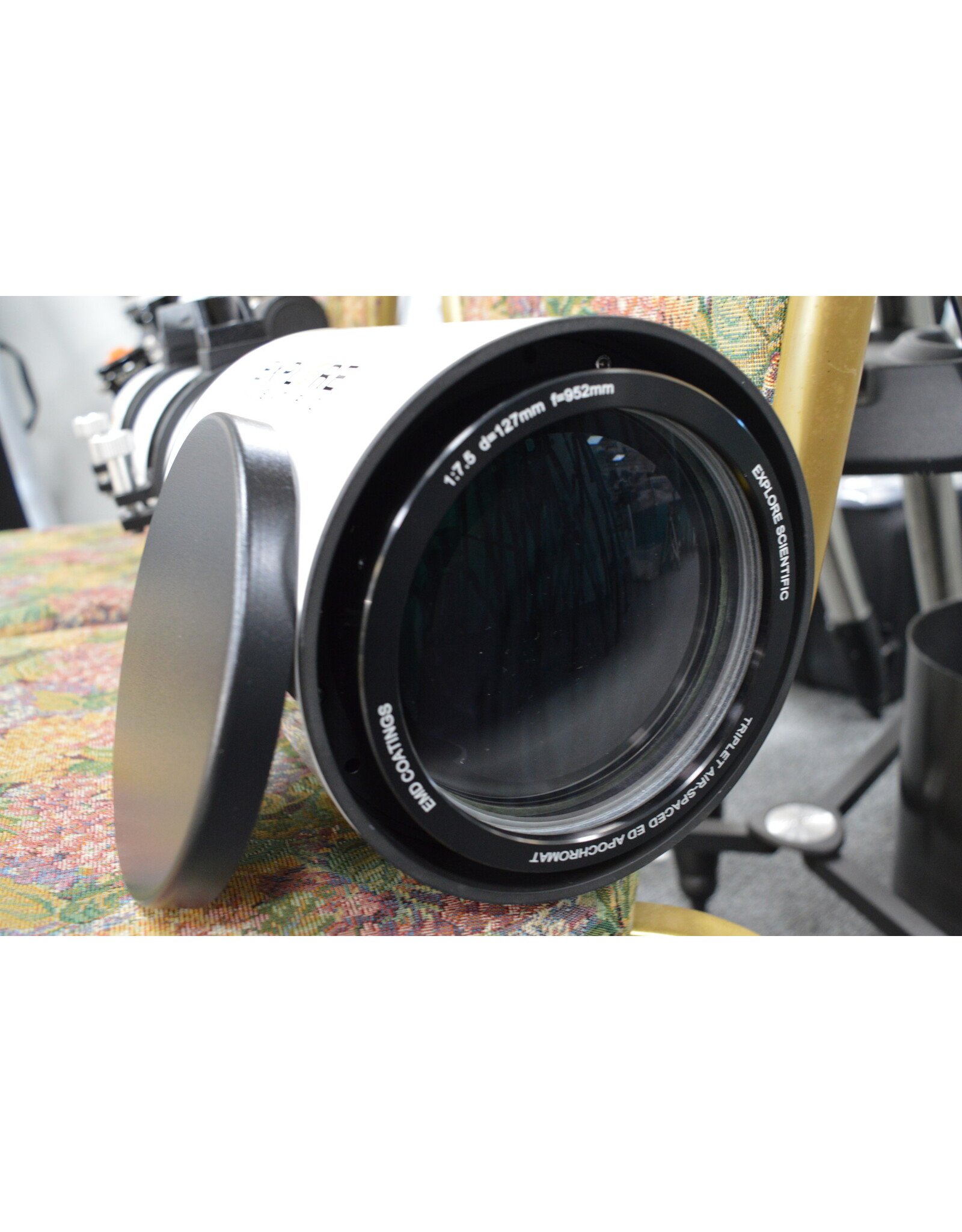 Explore Scientific Explore Scientific  PRE-OWNED 127mm  FCD-1 White APO Telescope (Pre-Owned)