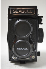 SeaGull Model GC-105 Twin Lens Reflex Medium Format 120 Camera with Case (MINT in BOX!)
