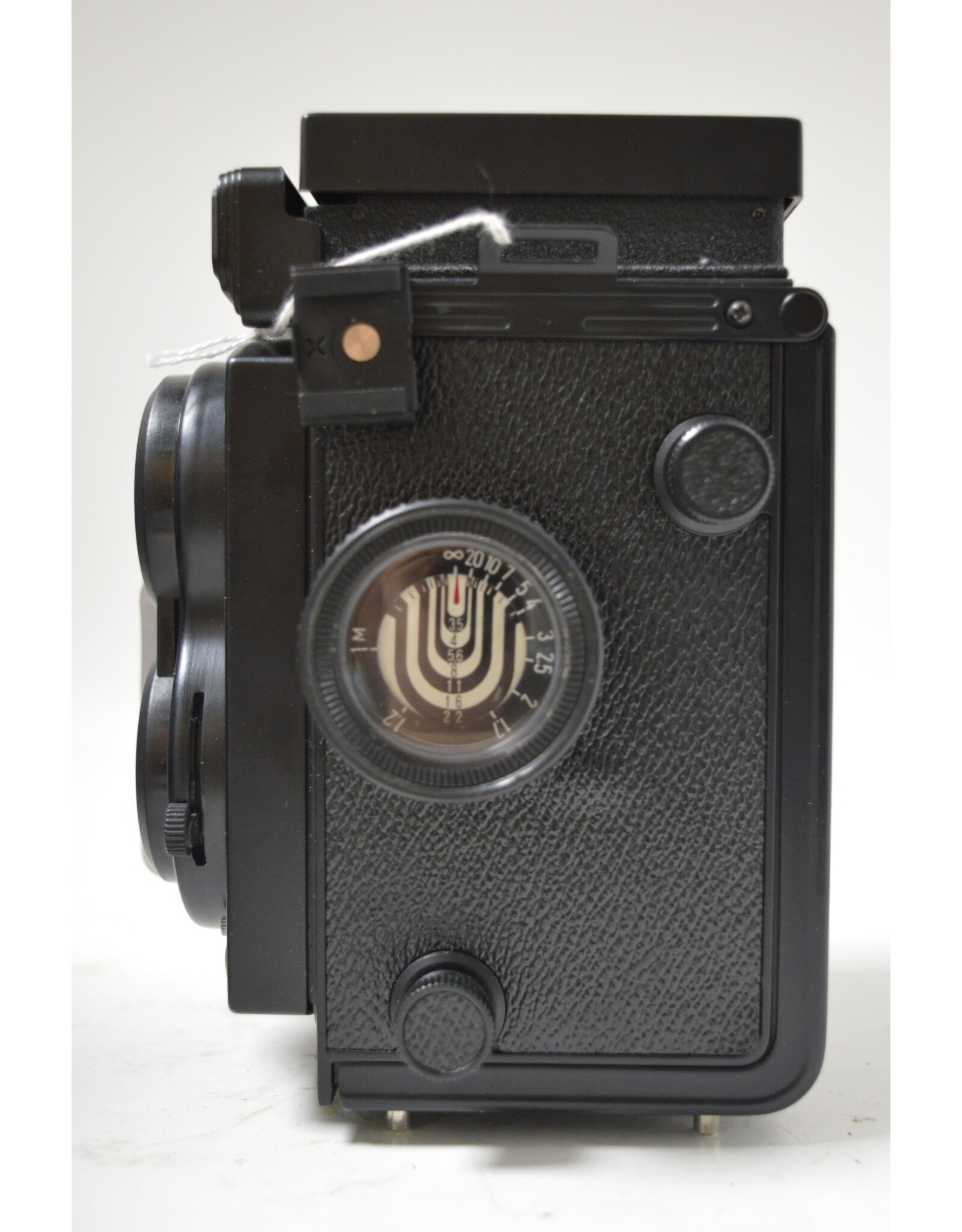 SeaGull Model GC-105 Twin Lens Reflex Medium Format 120 Camera with Case (MINT in BOX!)