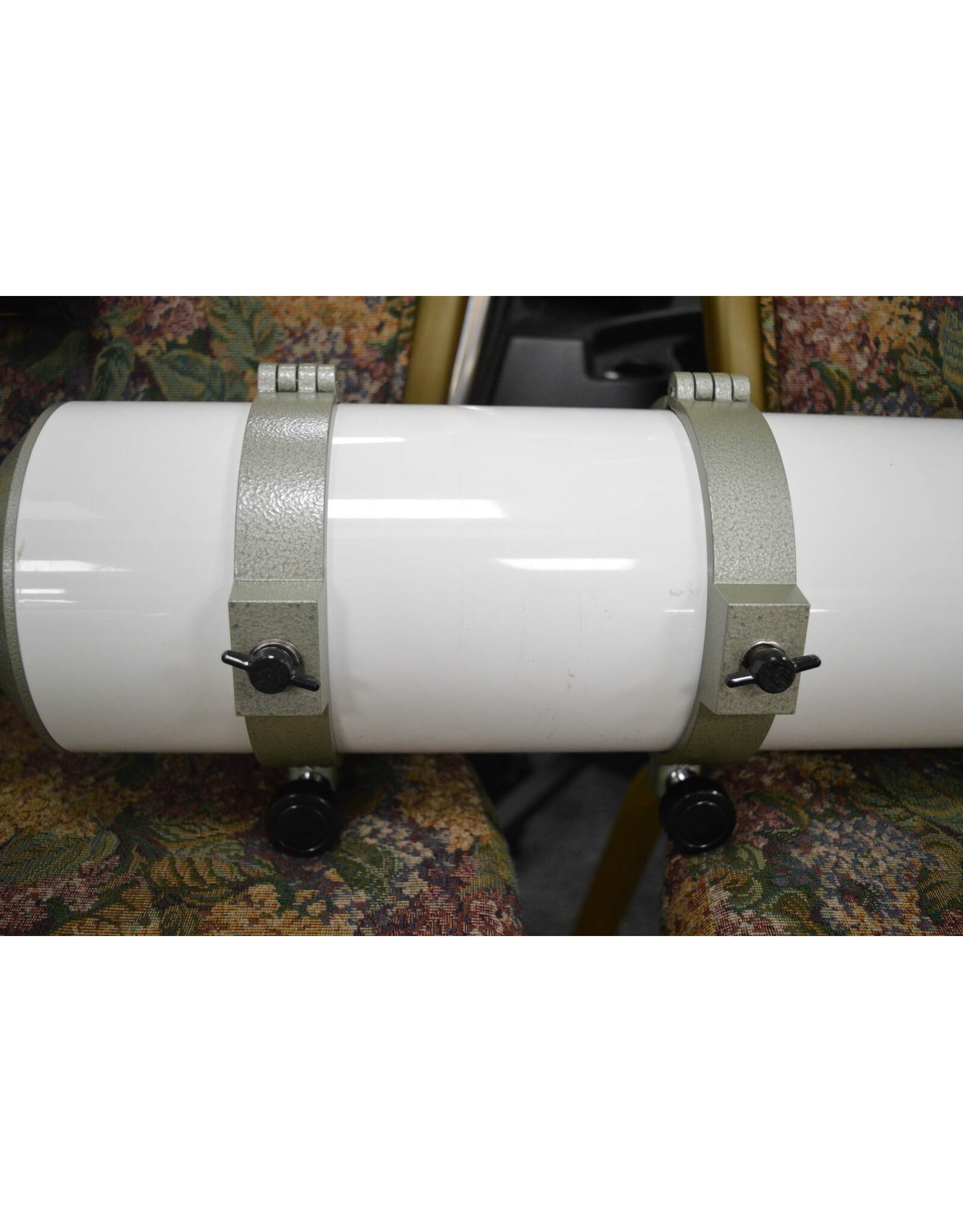 Orion/Vixen Orion/Vixen 120mm Neo-Achromat Refractor Optical Tube with Rings, 2 inch diagonal, 7x50 Finder (Pre-owned)