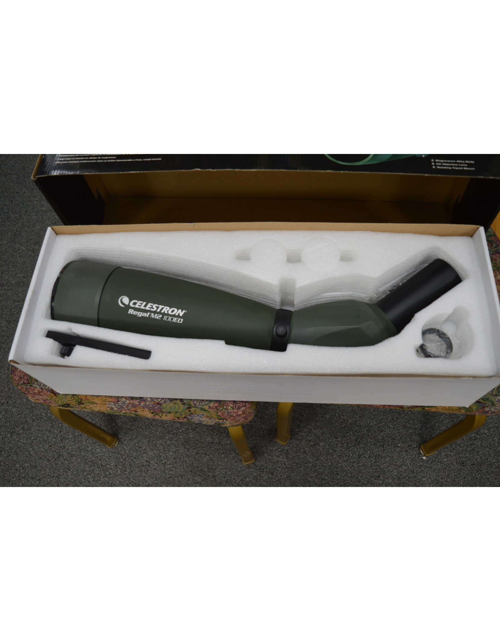 Celestron Celestron Regal M2 100ED Spotting Scope (Pre-Owned)