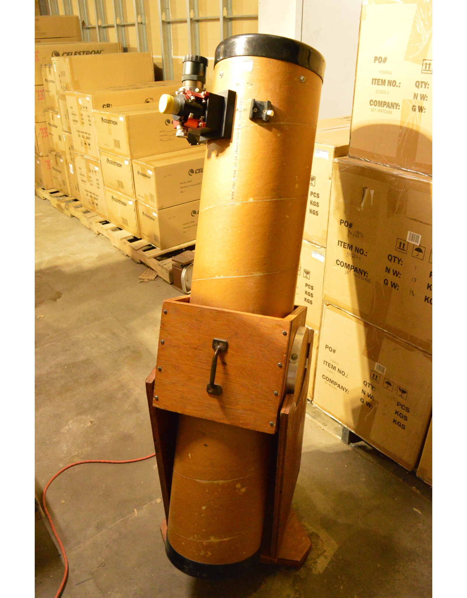 Homemade 8 Inch Dobsonian with Moonlight Focuser (Pre-owned)