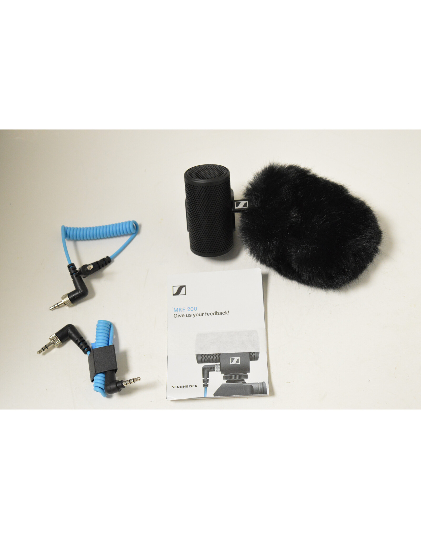 Sennheiser MKE 200 Black Directional On Camera Condenser Microphone (OPEN BOX)