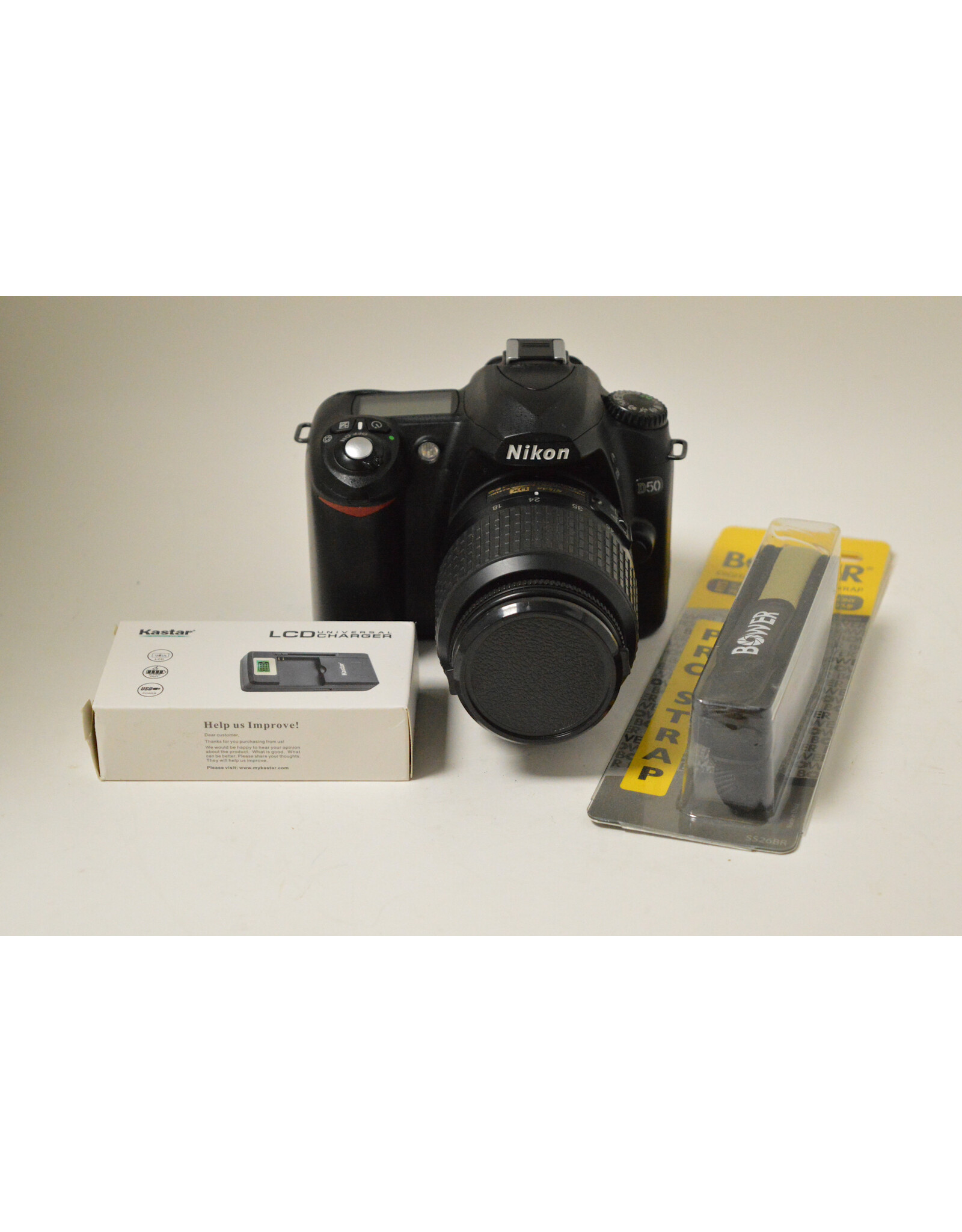 Nikon Nikon D50 with 18-55mm Lens (Pre-owned)
